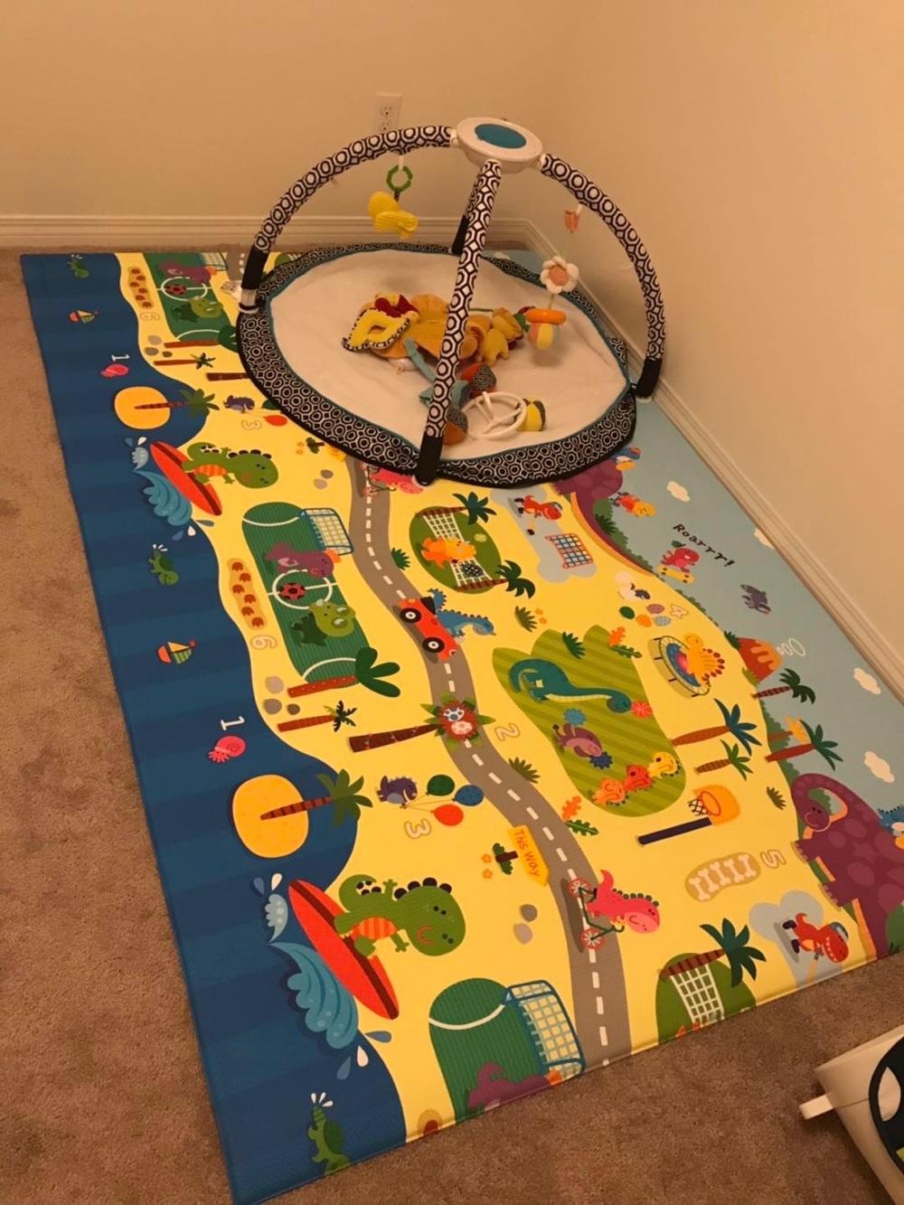 Black and White Baby Activity Gym with Hanging Toys
